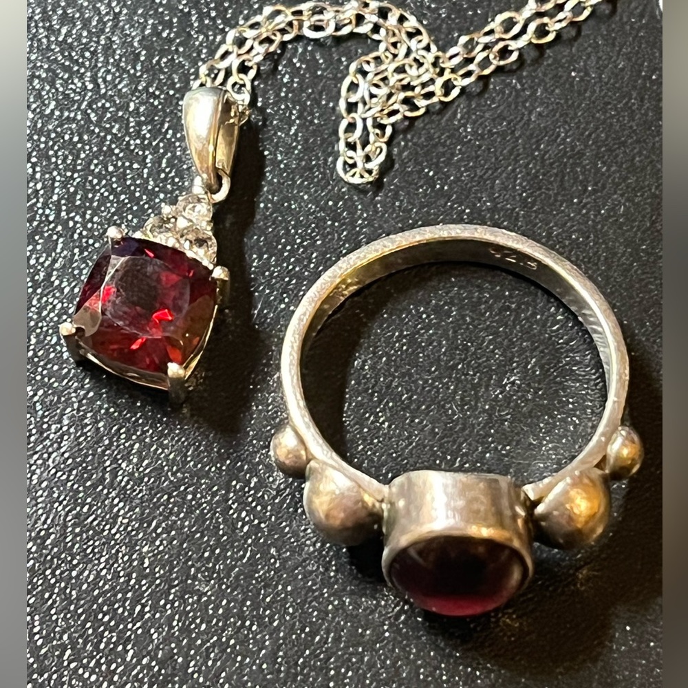 Garnet jewelry